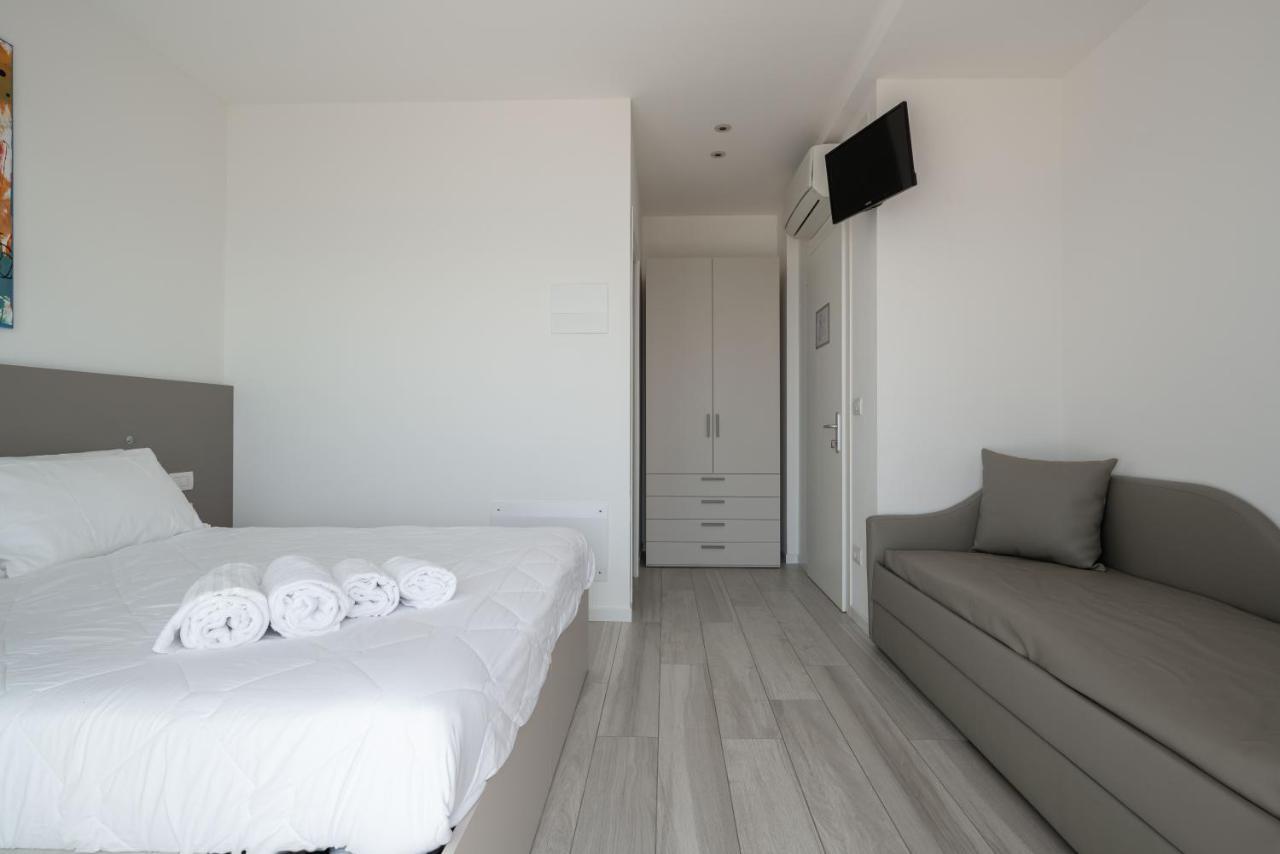 Hotel Boston 3 Stelle Superior Frontemare Lido di Jesolo Bagian luar foto